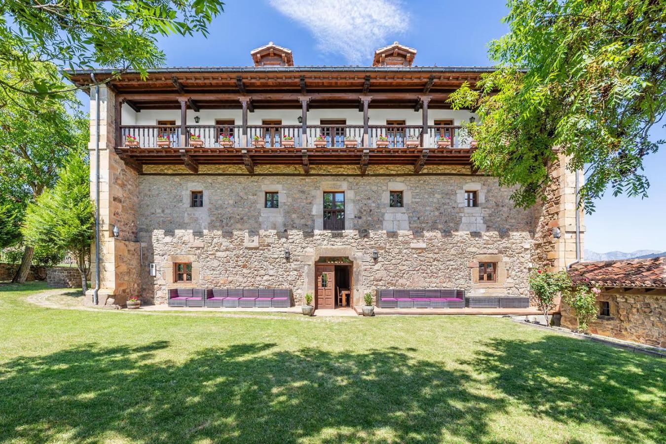Cabezón de Liébana La Torre De Perrozo 게스트하우스 외부 사진